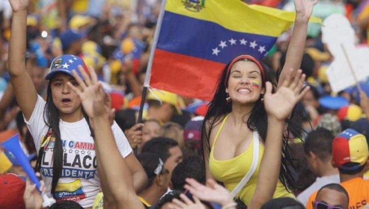Brezilya başkanı Bolsonaro’nun, Venezuelalı kızlarla ilgili fuhuş çıkışı büyük reaksiyon çekti