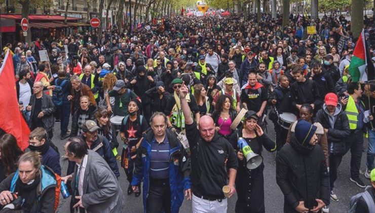 Fransa’da hayat pahalılığı protesto eden halk sokağa çıktı! Polis ve vatandaşlar ortasında arbede yaşandı