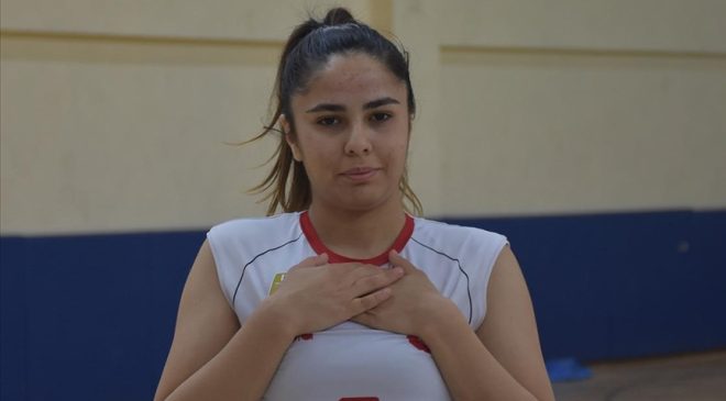 Golbol Kadın Milli Takımı oyuncusu Fatmagül Güler başarısını disiplinli çalışmaya borçlu